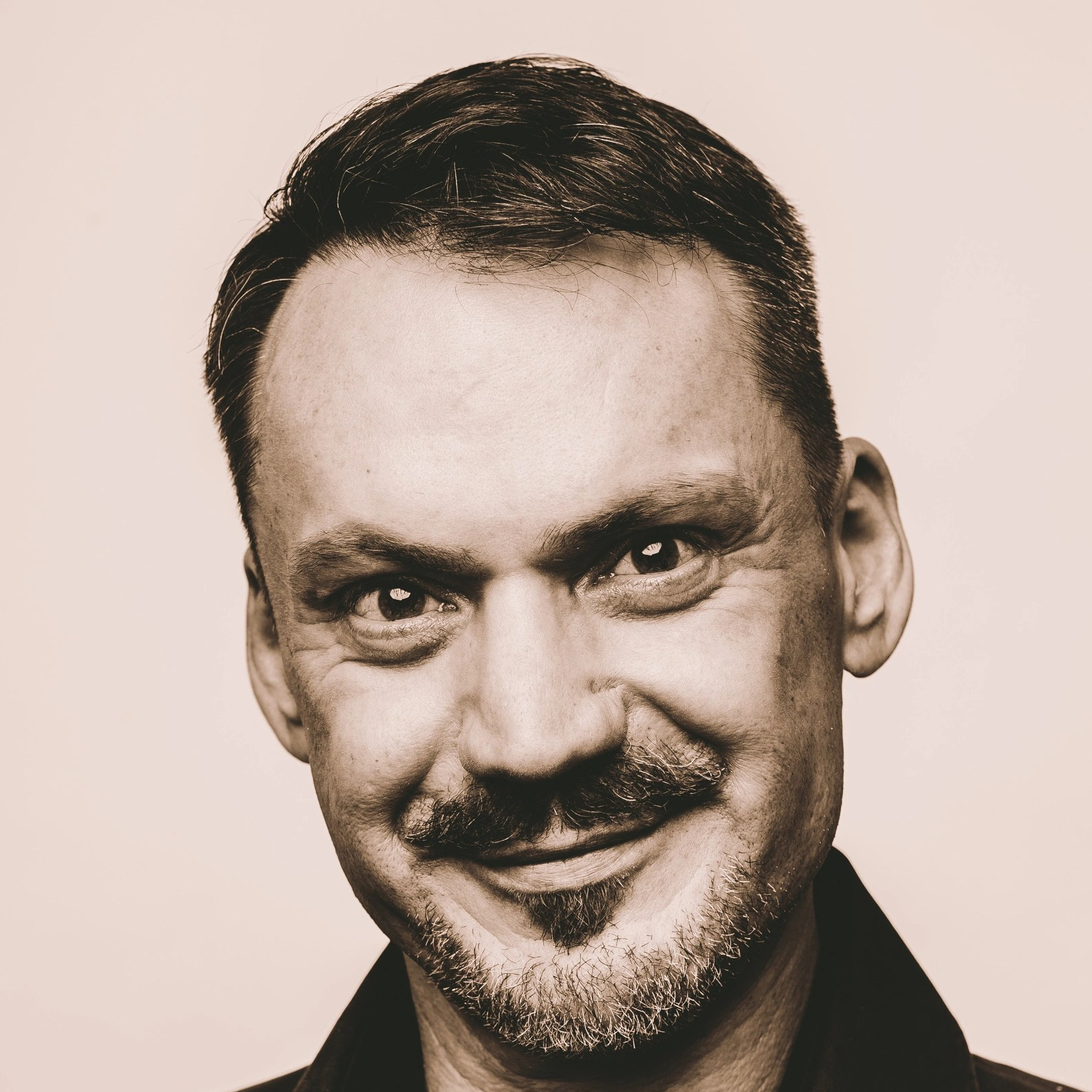 Dr. med. univ. Helmut Novy